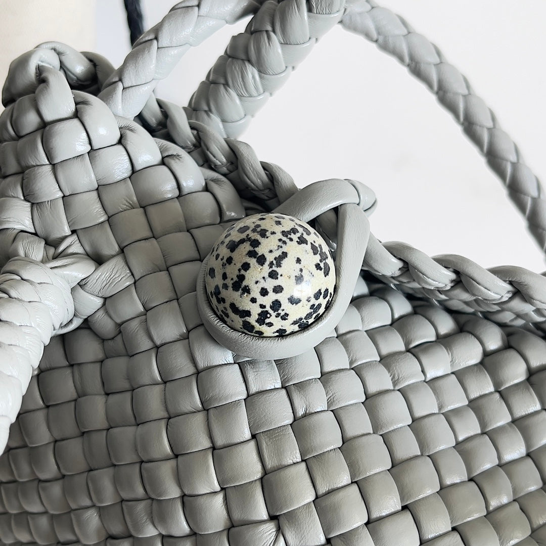 Bottega Veneta 776755 Silver Designer Handbag Edition 4 - detail image 4