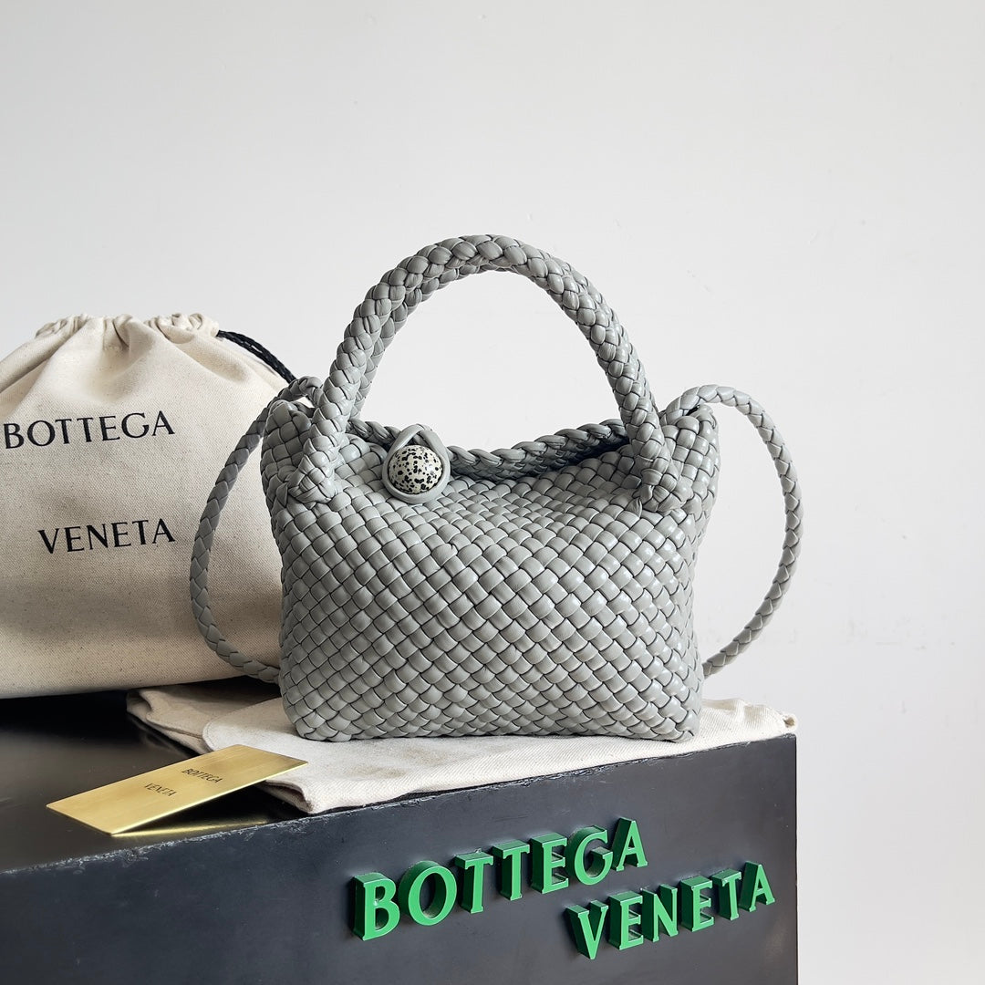 Bottega Veneta 776755 Silver Designer Handbag Edition 4