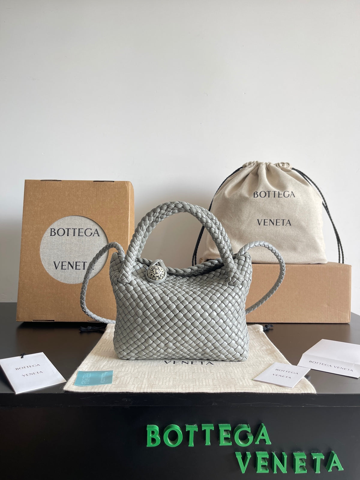 Bottega Veneta Gray Designer Handbag Edition 41