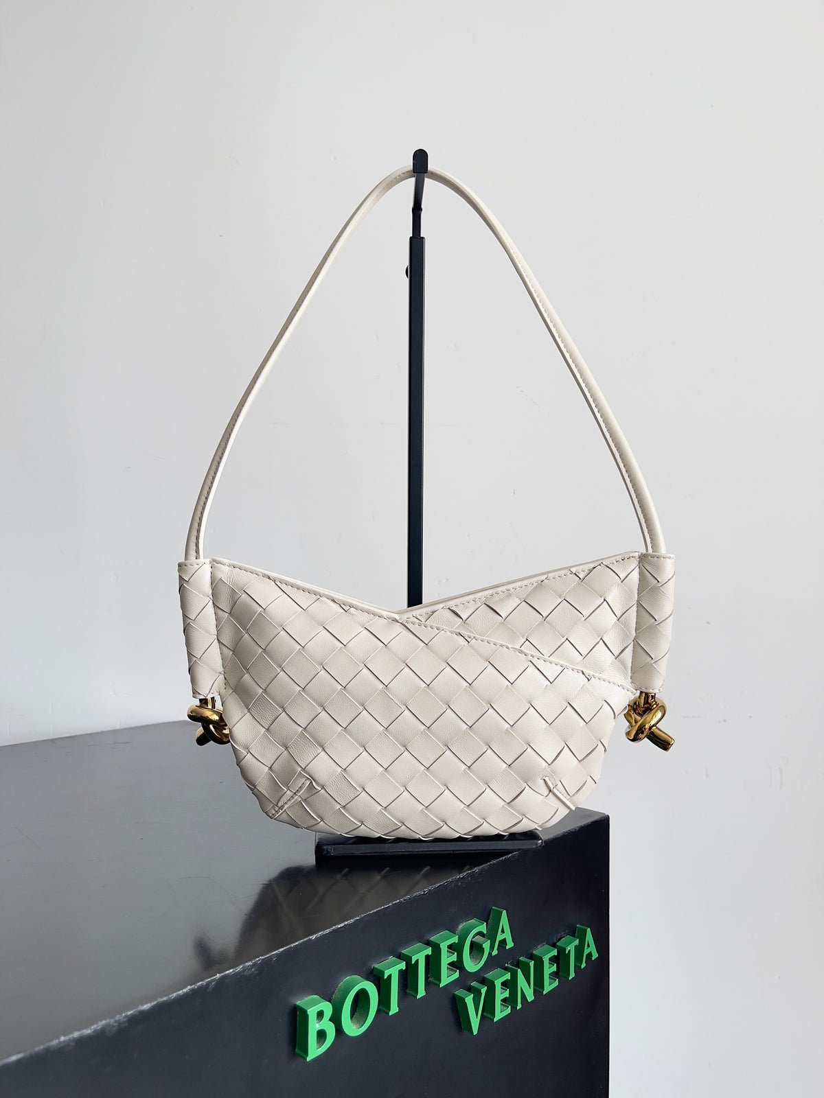 Bottega Veneta 796378 Black Hobo Bag Edition 4
