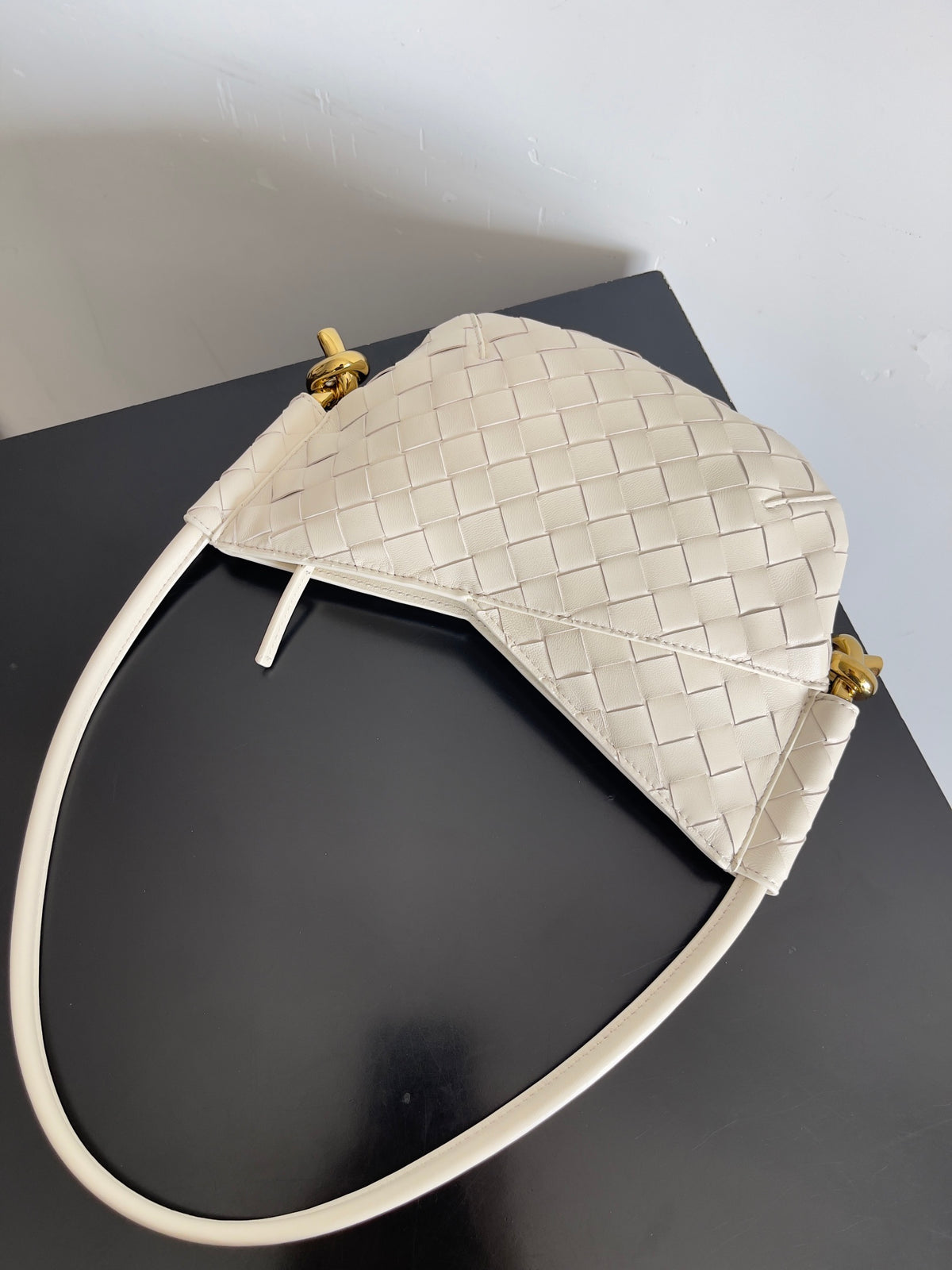 Bottega Veneta 796378 Black Hobo Bag Edition 4 - detail image 6