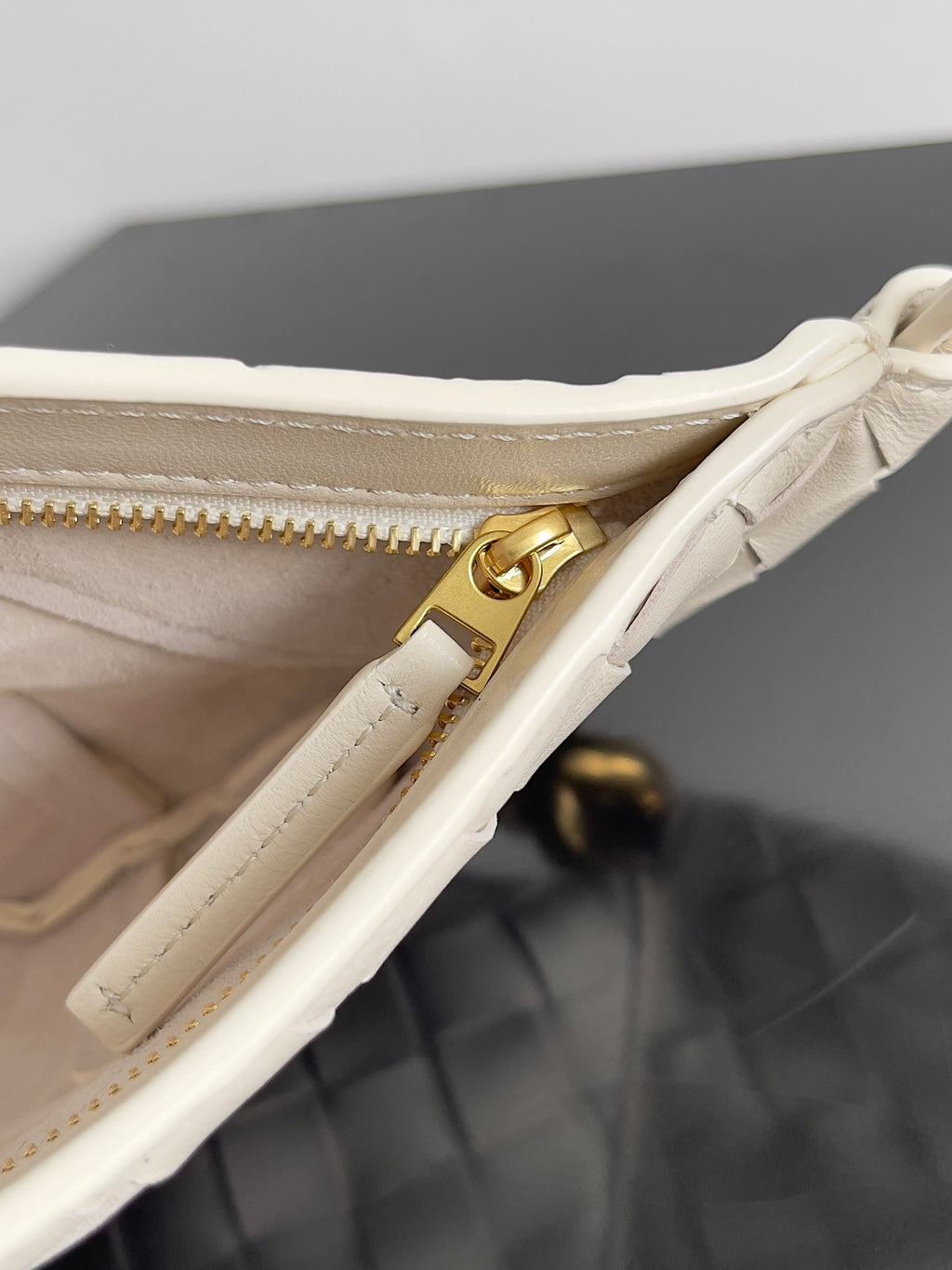 Bottega Veneta 796378 Black Hobo Bag Edition 4 - detail image 8