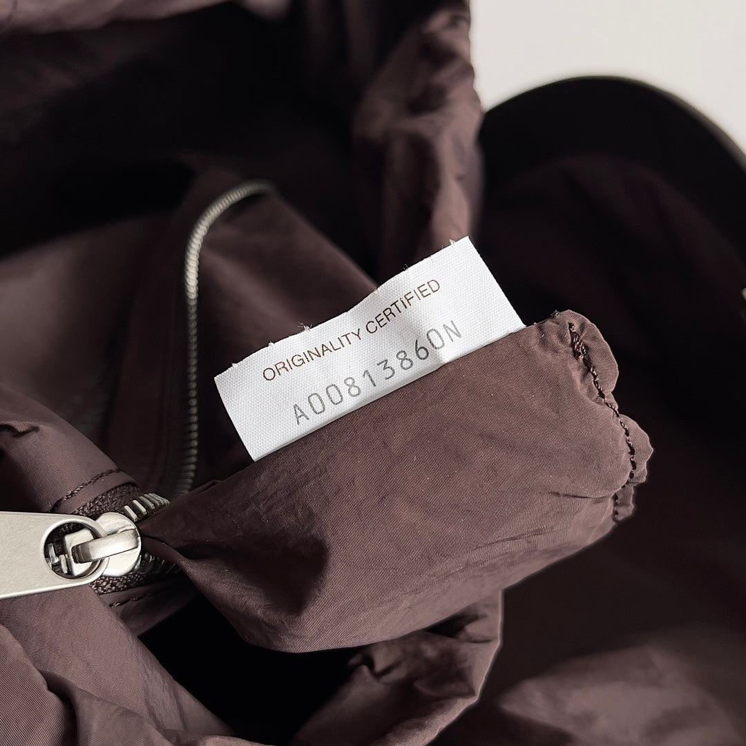 Bottega Veneta 776524 Black Designer Handbag - detail image 8