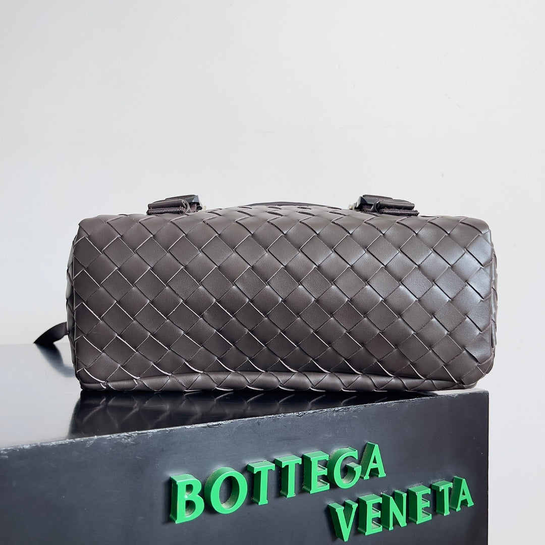 Bottega Veneta 776524 Black Designer Handbag - detail image 3