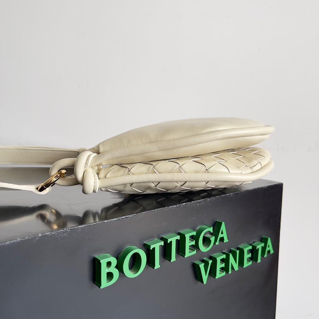 Bottega Veneta 796638 Black Hobo Bag Edition 2 - detail image 2
