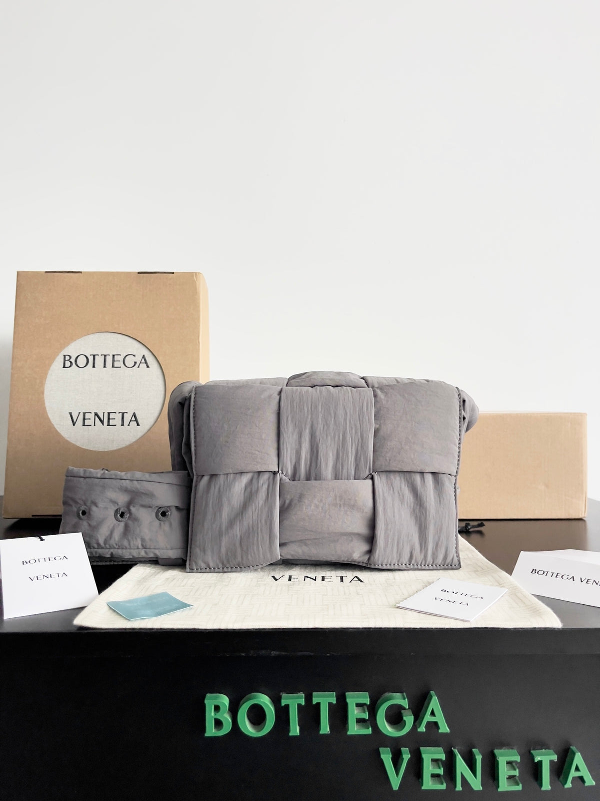 Bottega Veneta Gray Designer Handbag Edition 21