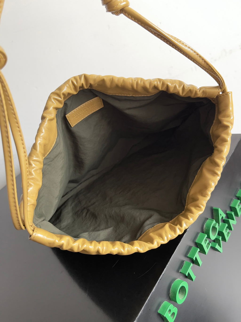 Bottega Veneta 796728 Brown Hobo Bag Edition 2 - detail image 9
