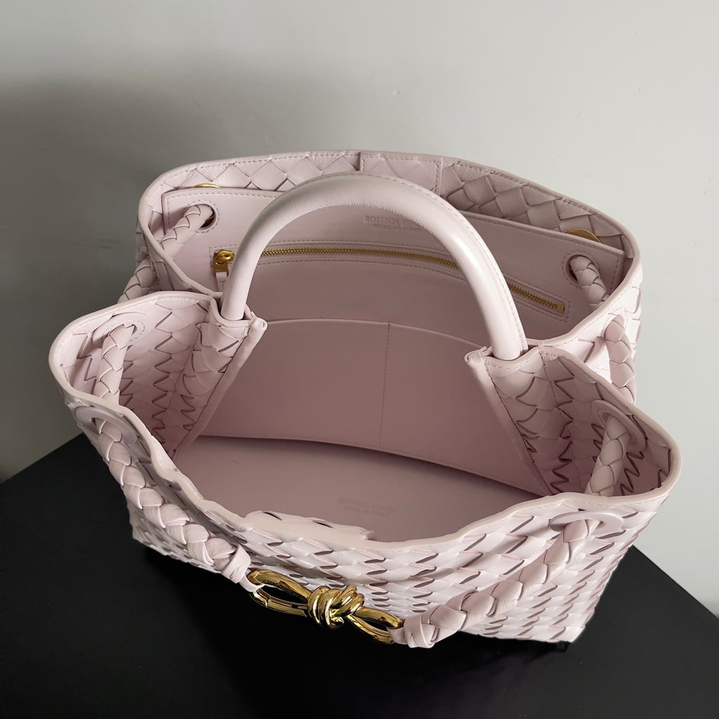 Bottega Veneta 743572 Black Designer Handbag Edition 11 - detail image 9