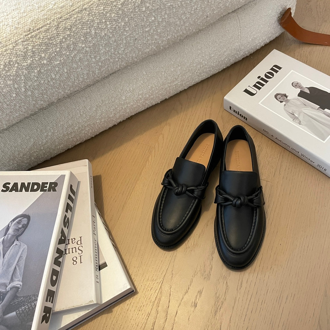 Bottega Veneta Black & Rose Gold Loafers EU 35-39 - detail image 2
