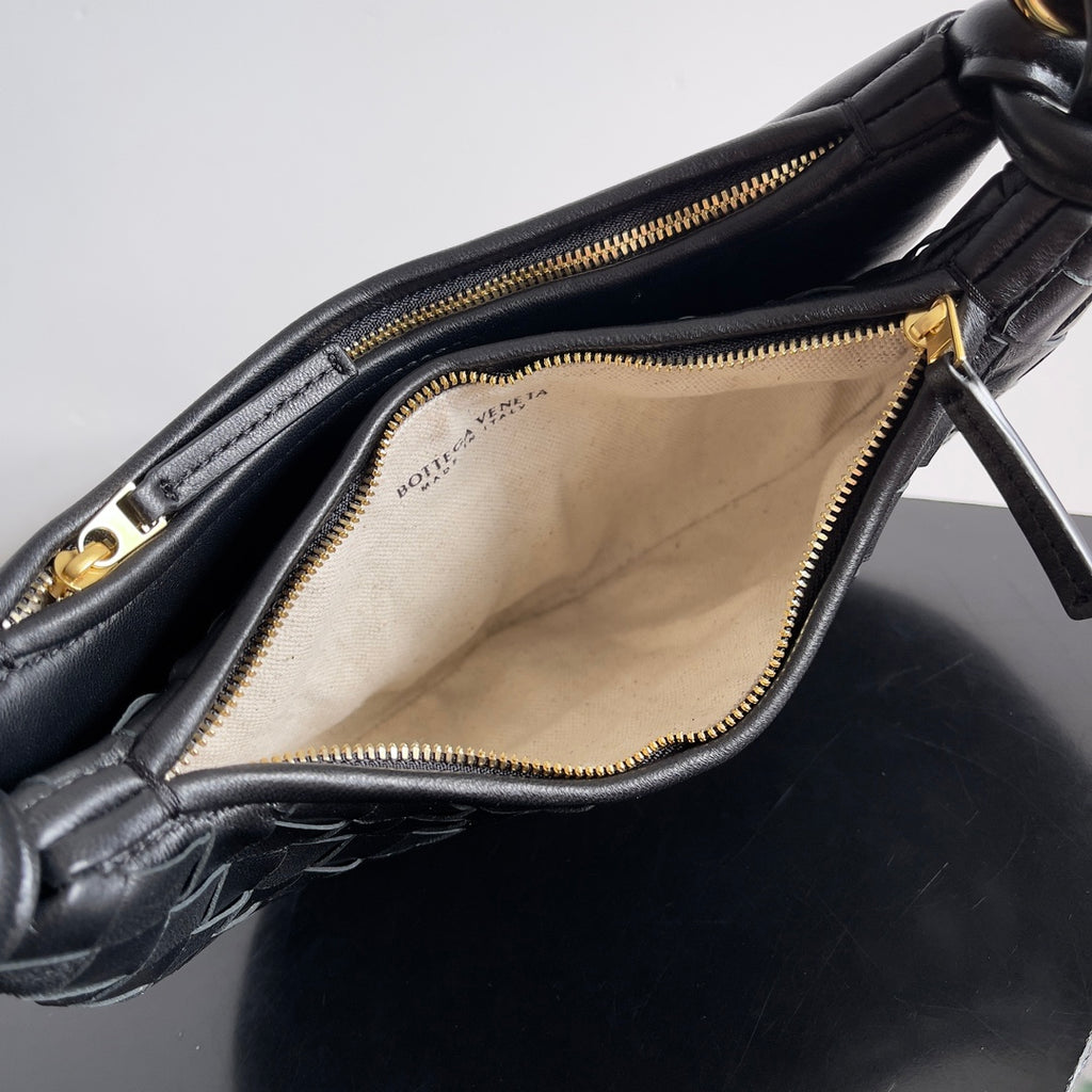 Bottega Veneta 796638 Black Hobo Bag - detail image 9