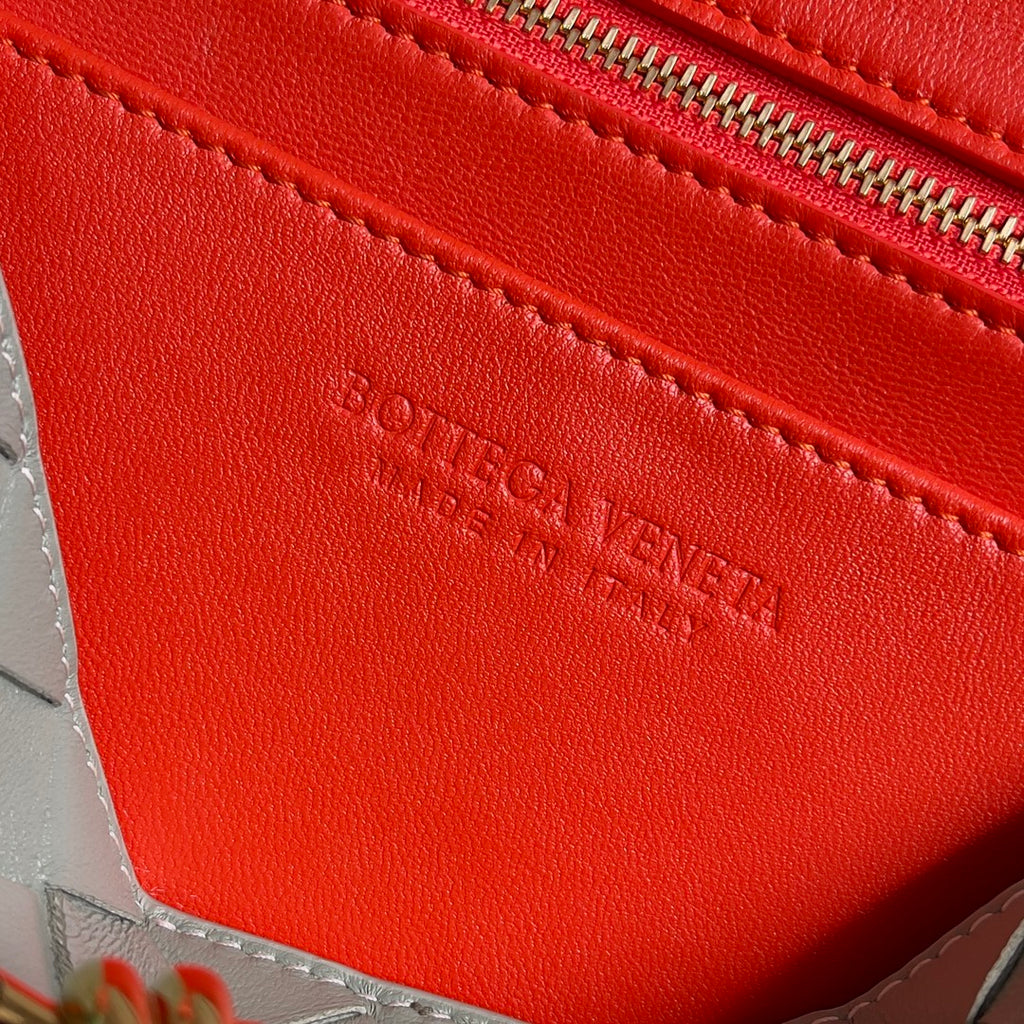 Bottega Veneta 796605 Orange Designer Handbag - detail image 8