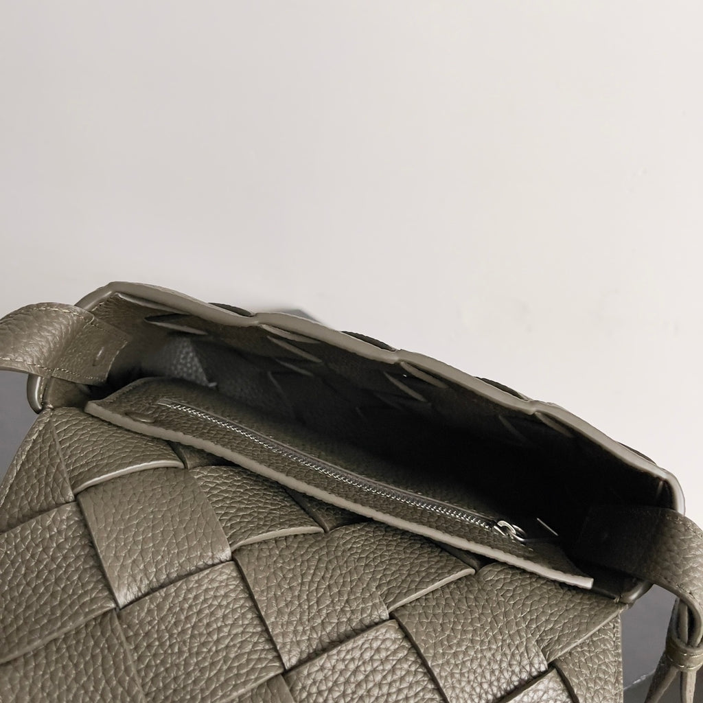 Bottega Veneta 795637 Black Designer Handbag Edition 5 - detail image 9