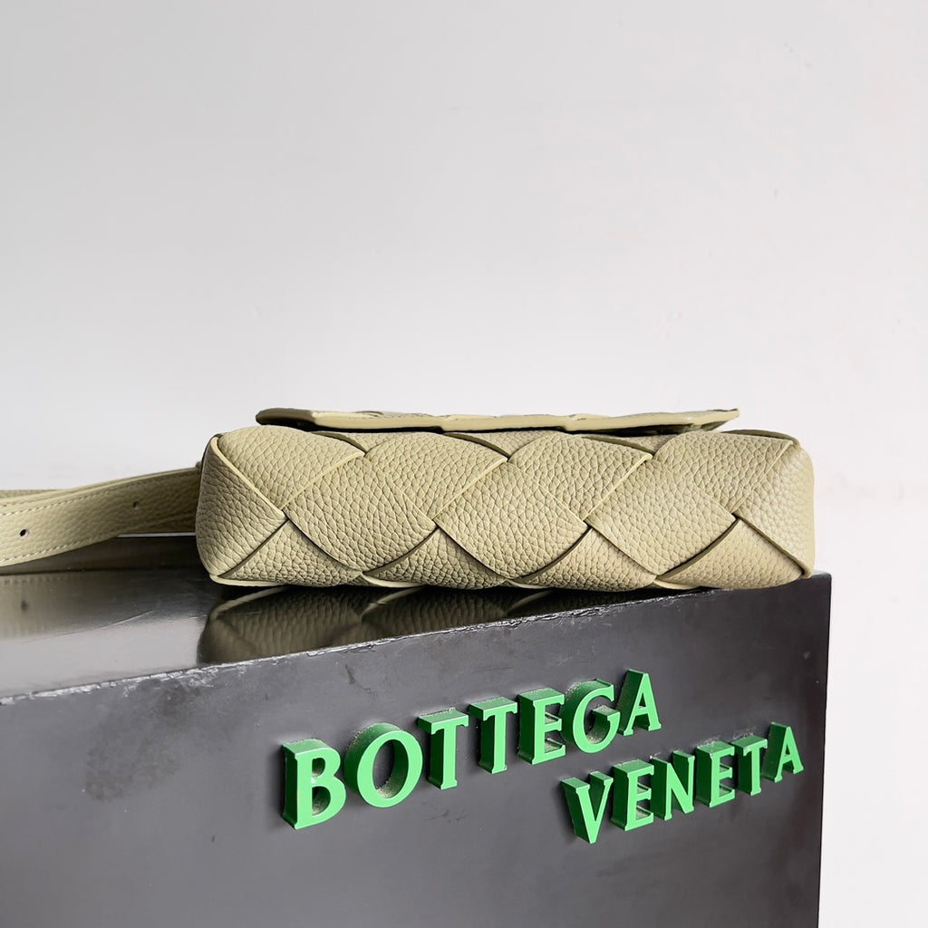 Bottega Veneta 795637 Olive Green Designer Handbag - detail image 4