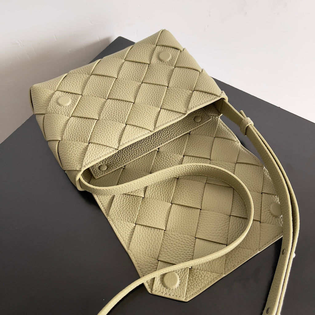 Bottega Veneta 795637 Olive Green Designer Handbag - detail image 5