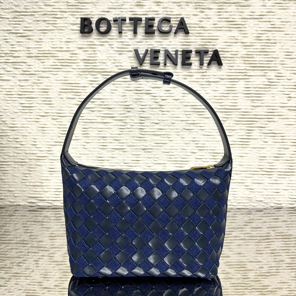 Bottega Veneta 796393 Blue Designer Handbag - detail image 5