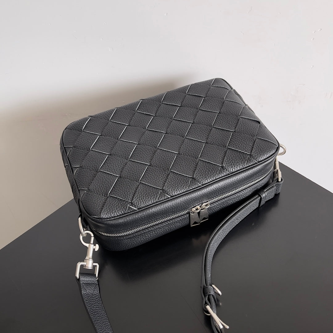 Bottega Veneta 755925 Black Designer Handbag - detail image 5