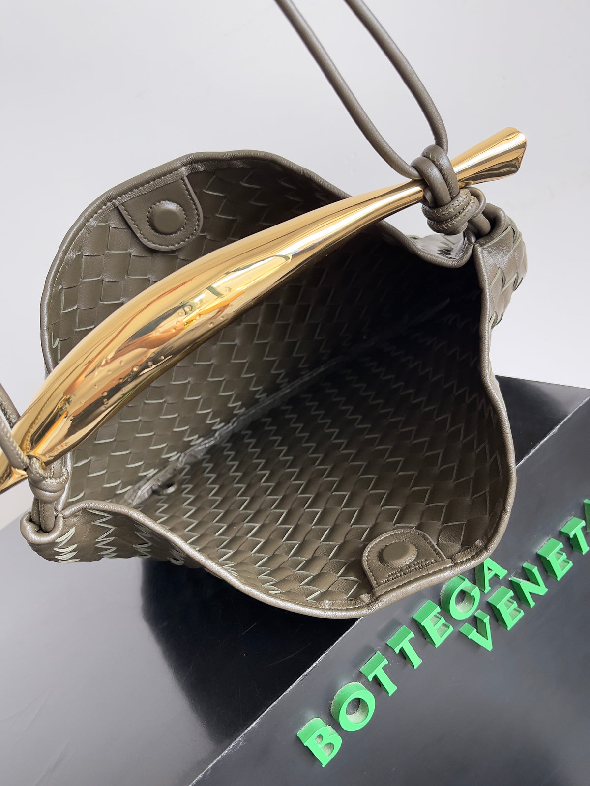 Bottega Veneta 754988 Black Hobo Bag Edition 2 - detail image 9