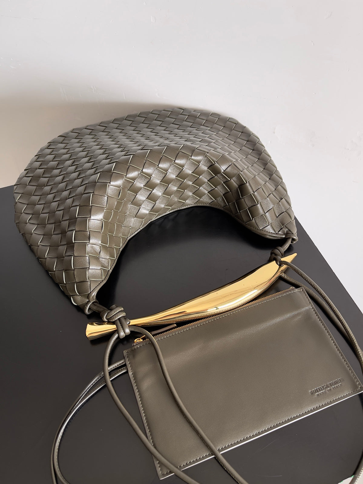Bottega Veneta 754988 Black Hobo Bag Edition 2 - detail image 4