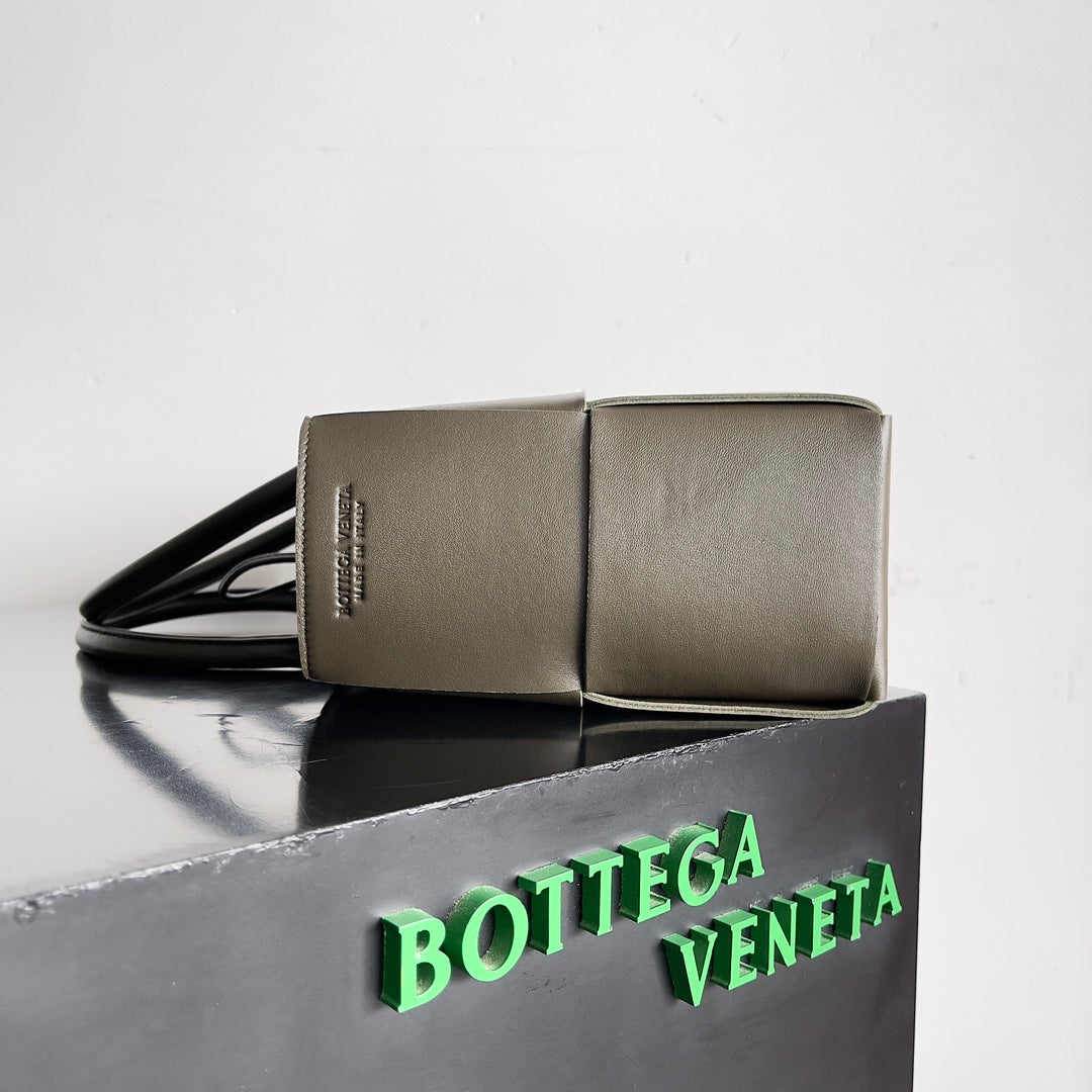 Bottega Veneta 652867 Black Card Holder - detail image 2
