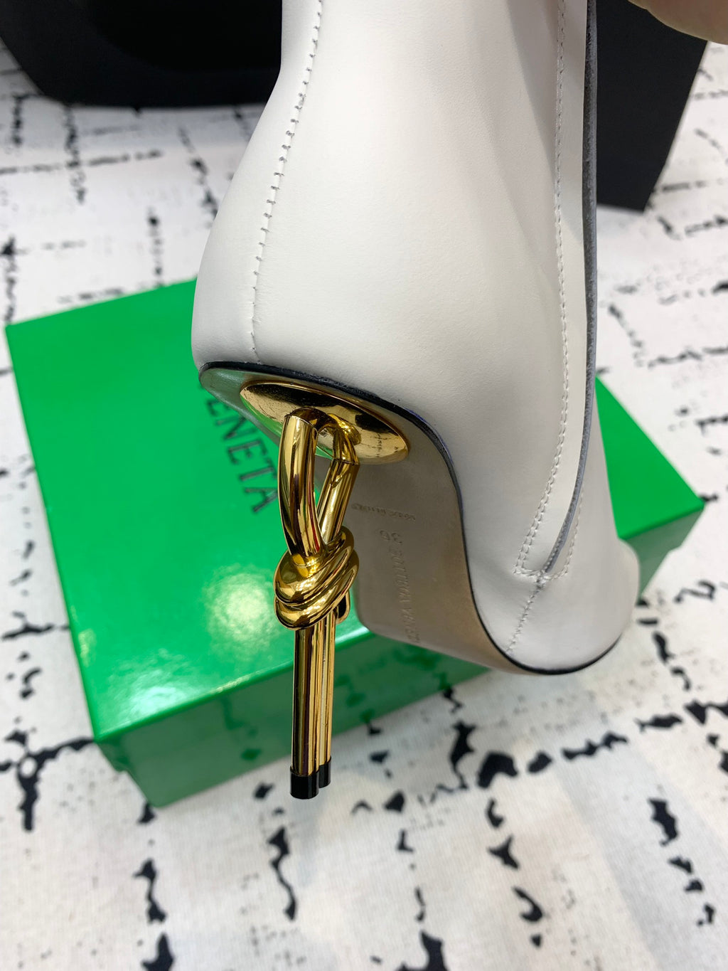 Bottega Veneta Black & Green Designer Shoes EU 35-43 Edition 4 - detail image 8