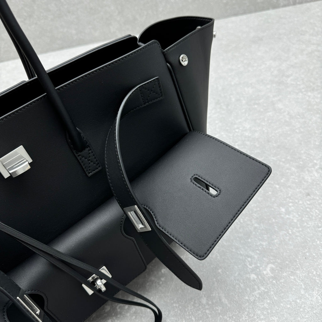 Balenciaga Black Designer Handbag - detail image 5