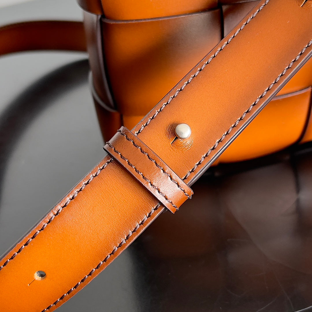 Bottega Veneta 708768 Black & Orange Designer Handbag - detail image 4