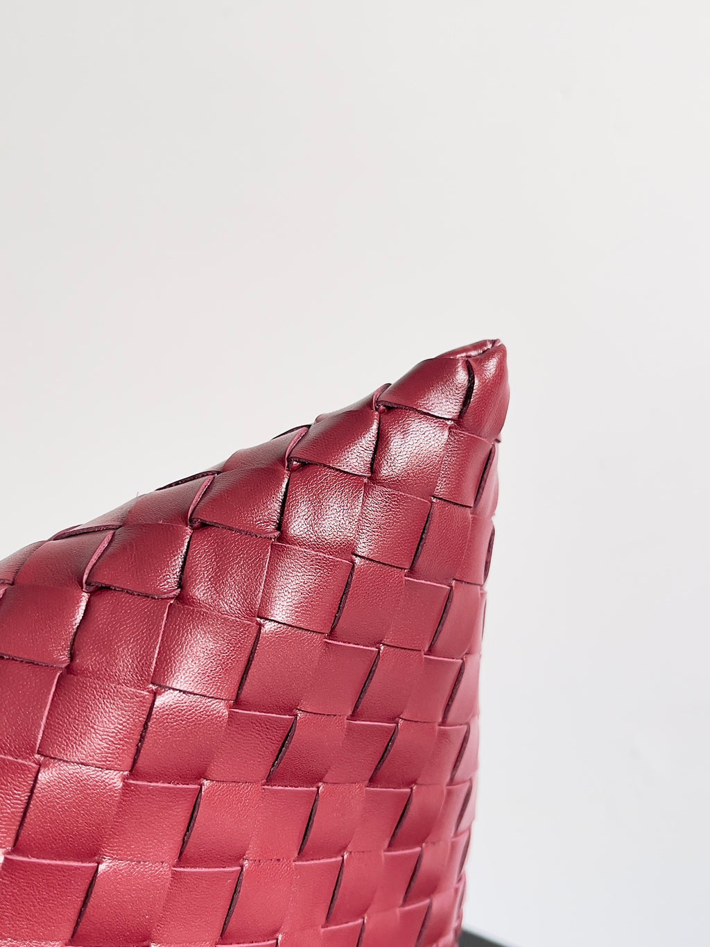 Bottega Veneta 763970 Red Designer Handbag Edition 3 - detail image 4