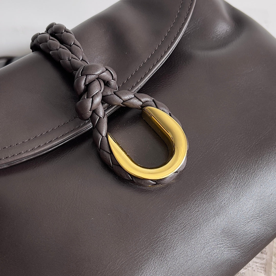 Bottega Veneta Black Designer Handbag Edition 976 - detail image 8