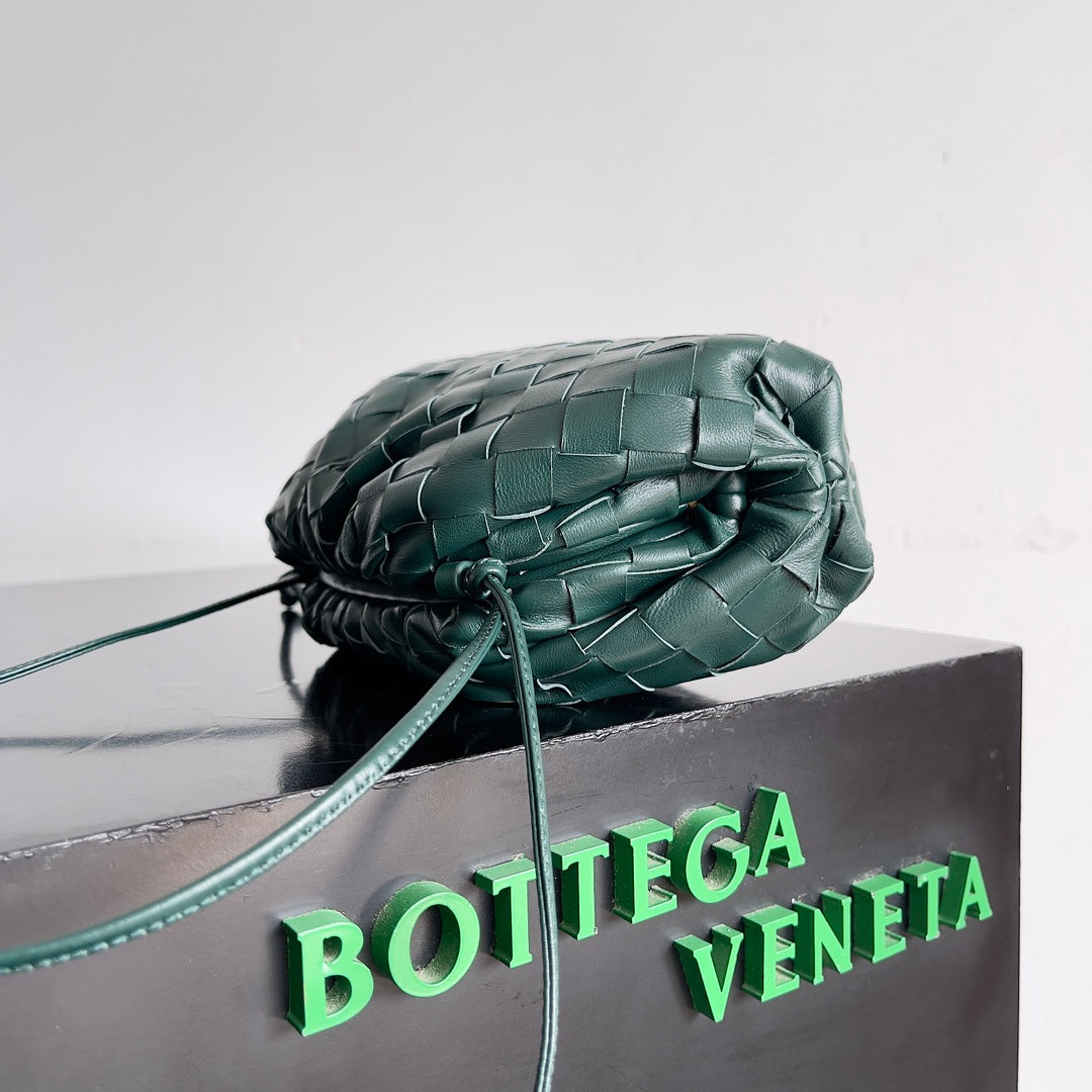 Bottega Veneta Green Clutch Bag - detail image 2