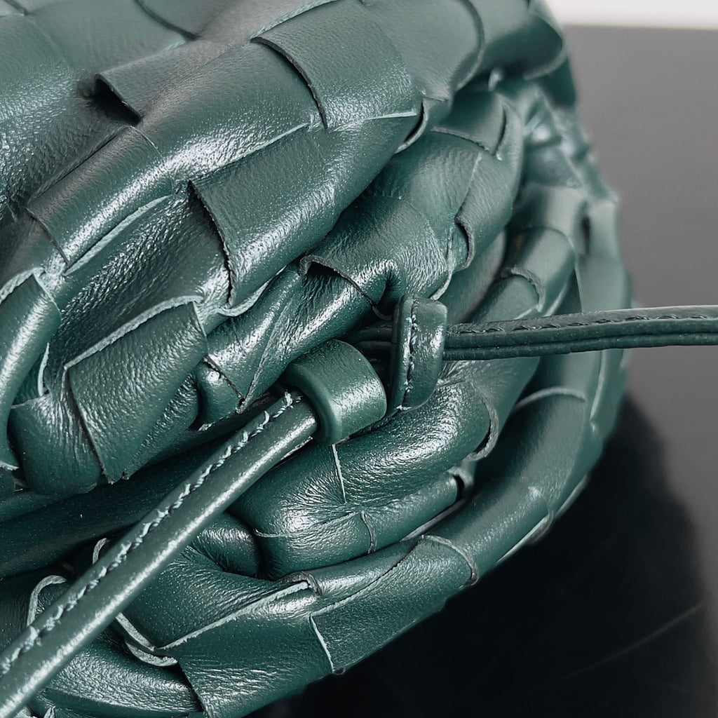 Bottega Veneta Green Clutch Bag - detail image 7