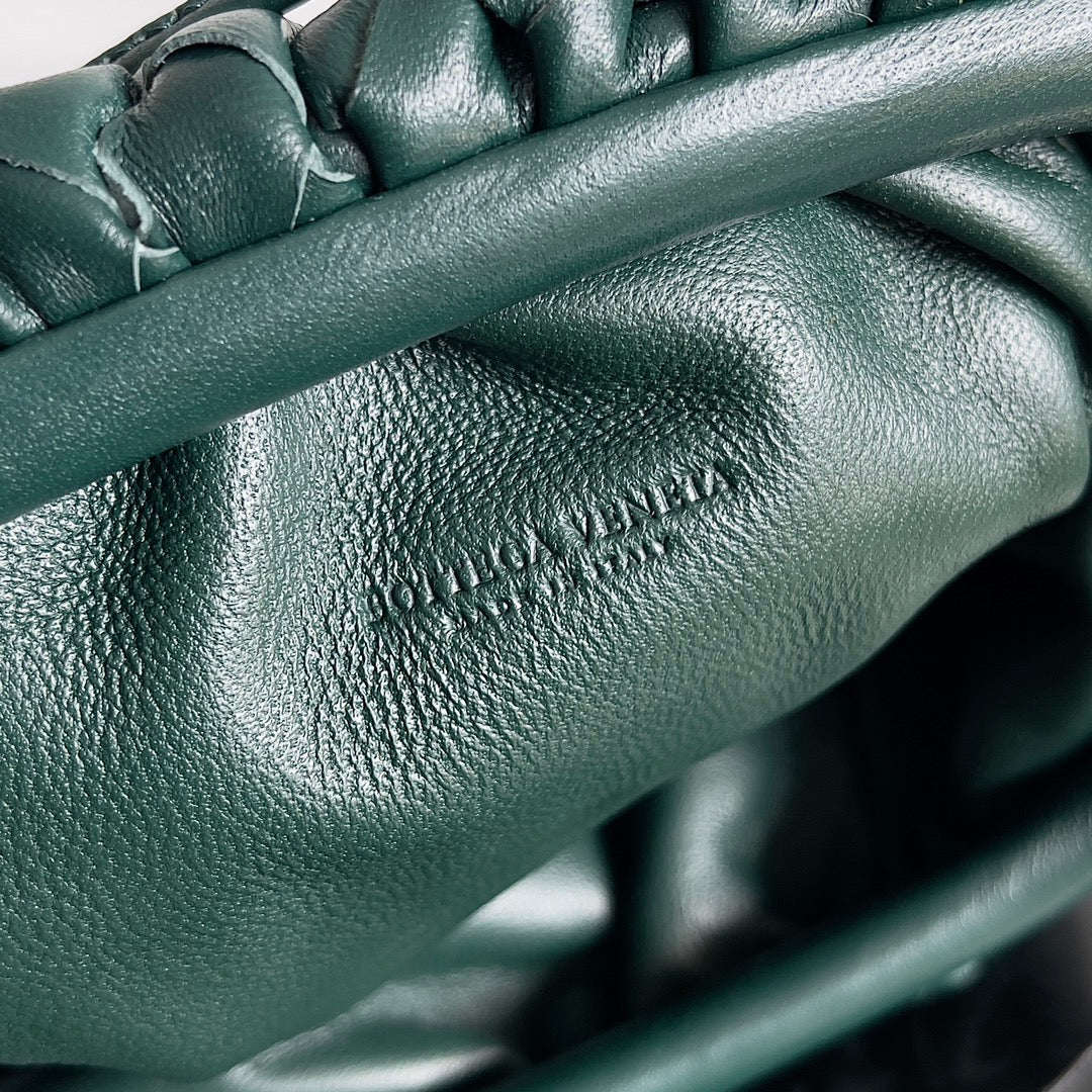 Bottega Veneta Green Clutch Bag - detail image 6