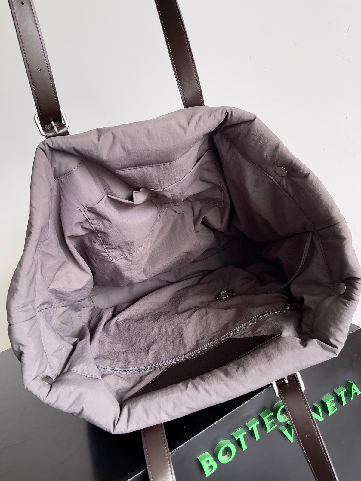 Bottega Veneta 776201 Black Tote Bag - detail image 9