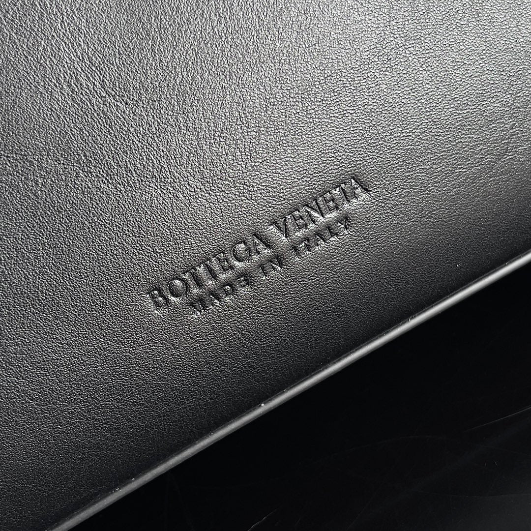 Bottega Veneta 810214 Black Hobo Bag Edition 5 - detail image 5