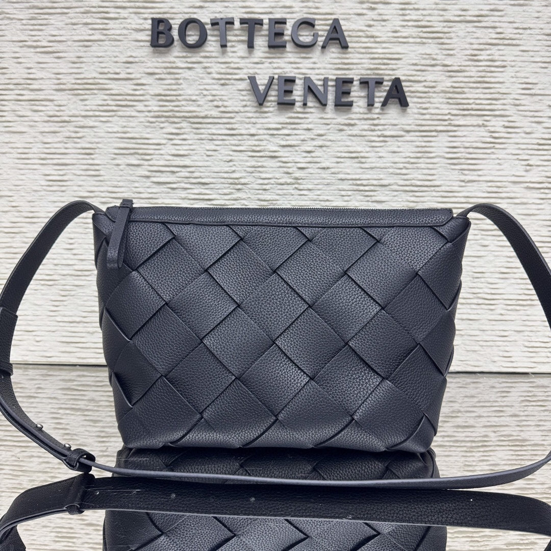 Bottega Veneta Black & Blue Designer Handbag Edition 7