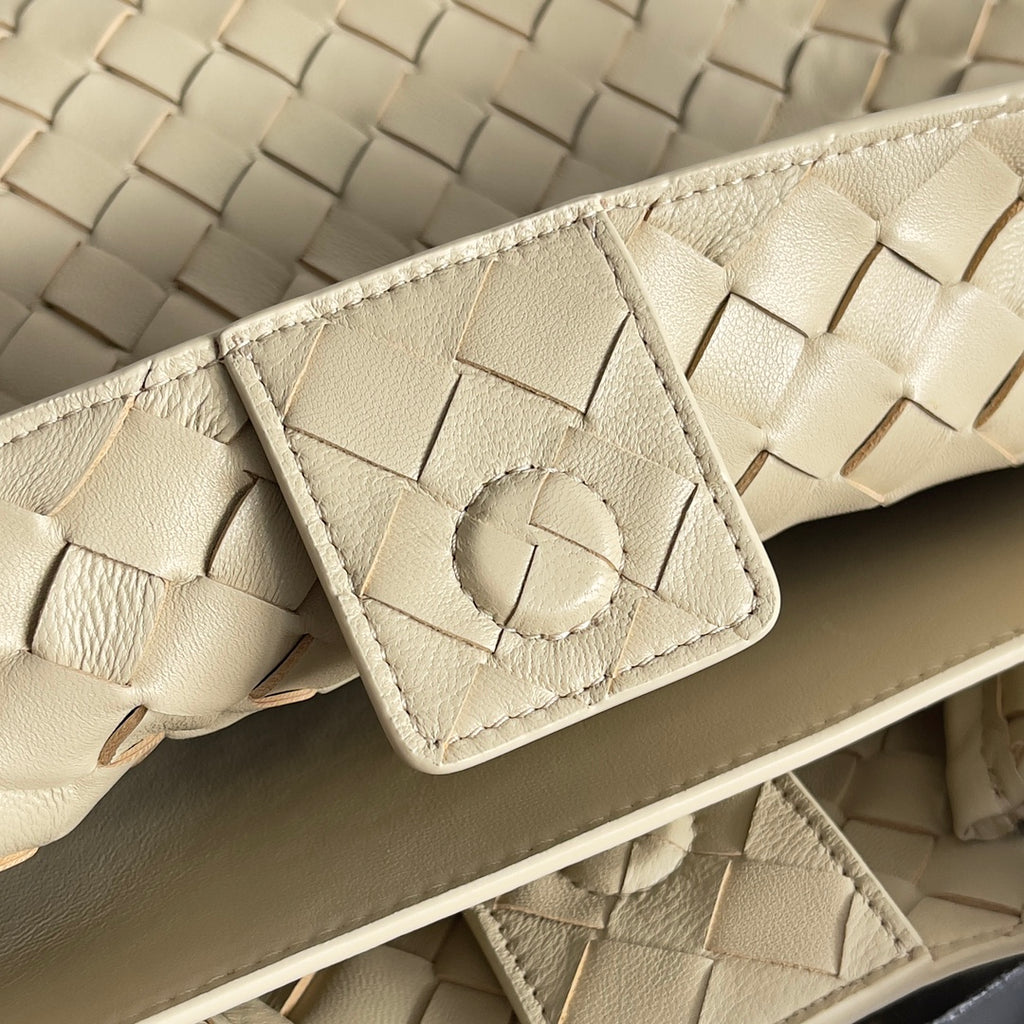 Bottega Veneta 743572 Olive Green Designer Handbag Edition 2 - detail image 7