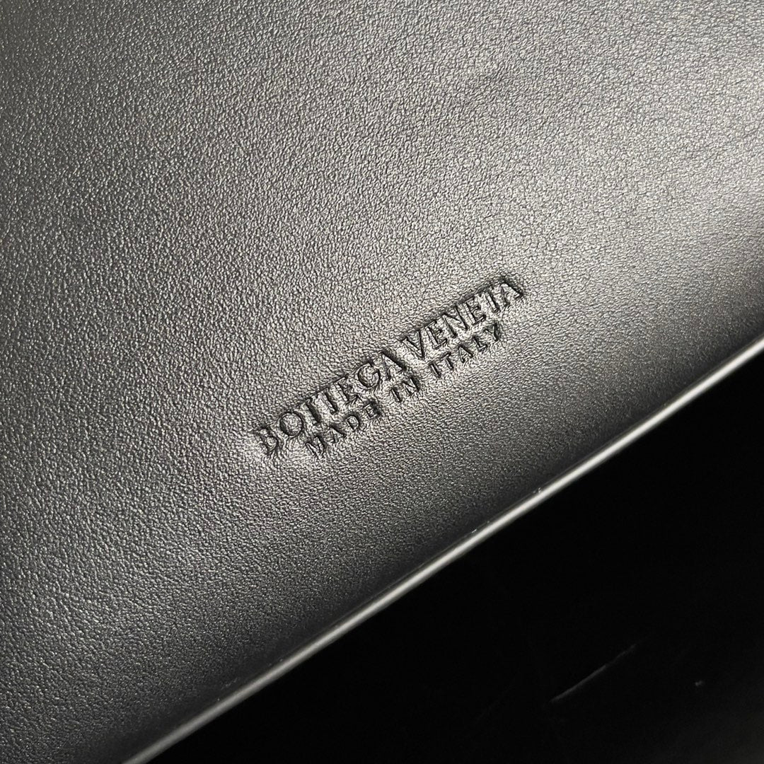 Bottega Veneta 810213 Black Hobo Bag Edition 5 - detail image 6