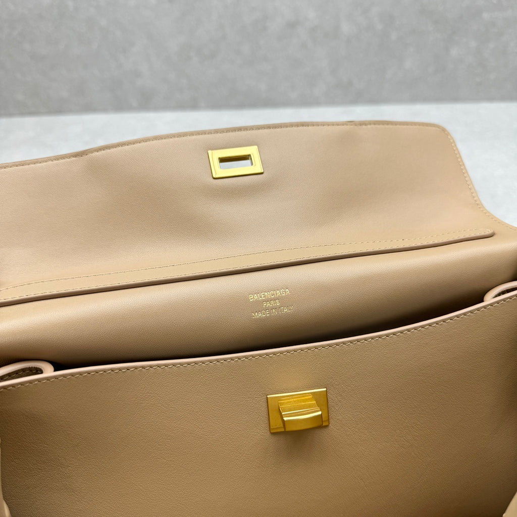 Balenciaga 92866 Black & Gold Designer Handbag Edition 2 - detail image 7
