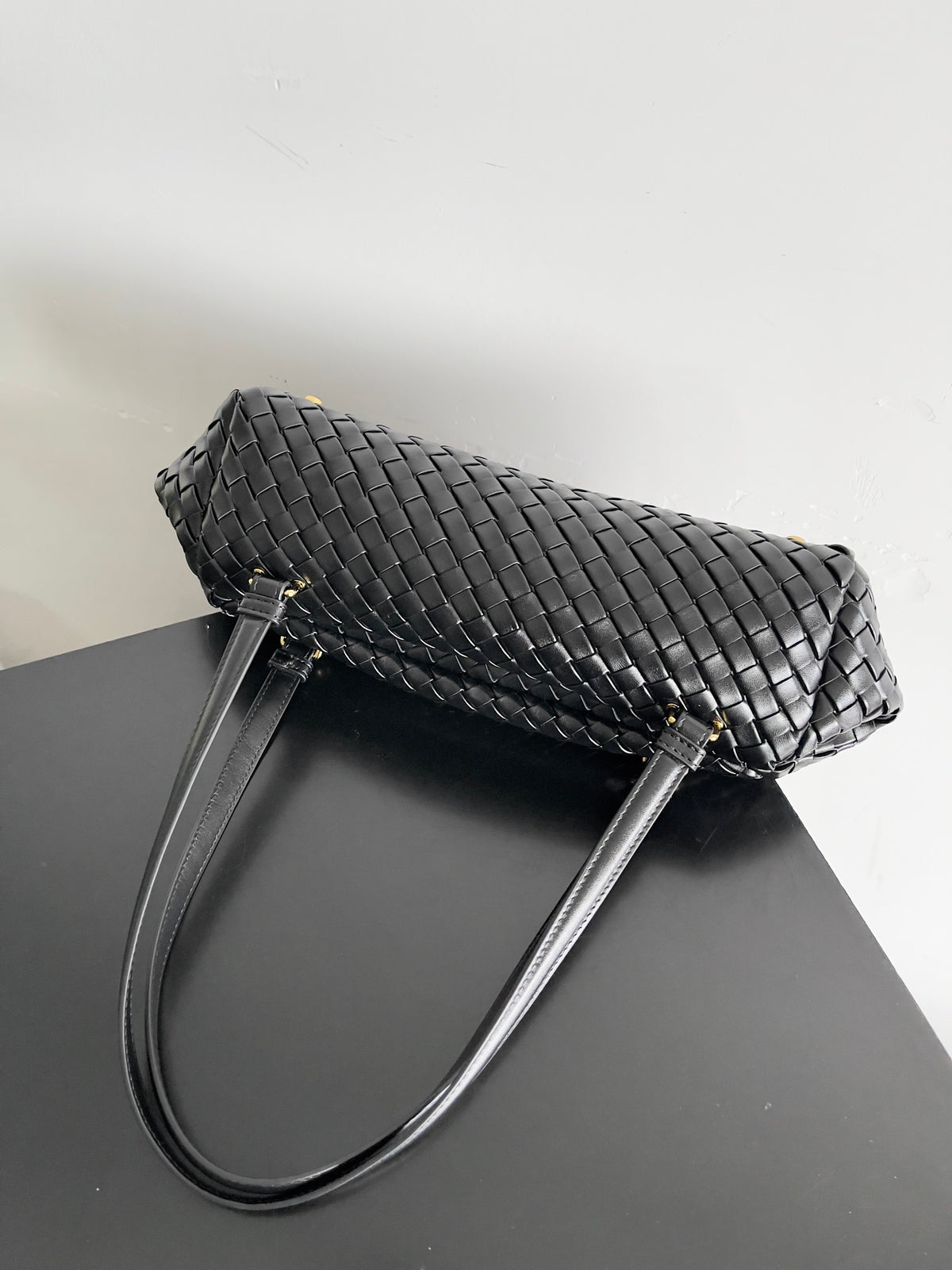 Bottega Veneta 796258 Black Designer Handbag - detail image 5