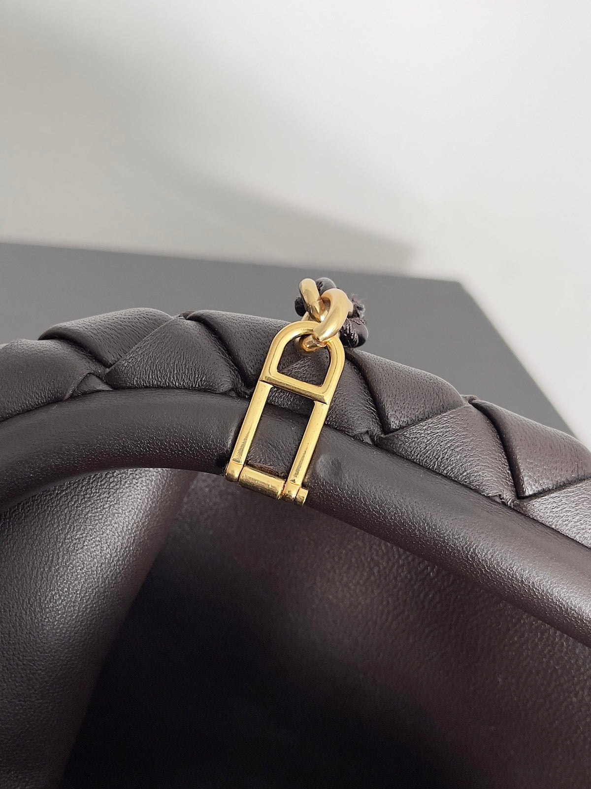 Bottega Veneta 785807 Black Clutch Bag Edition 4 - detail image 5