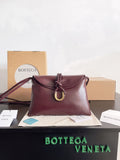 Bottega Veneta Burgundy & Red Designer Handbag Edition 5