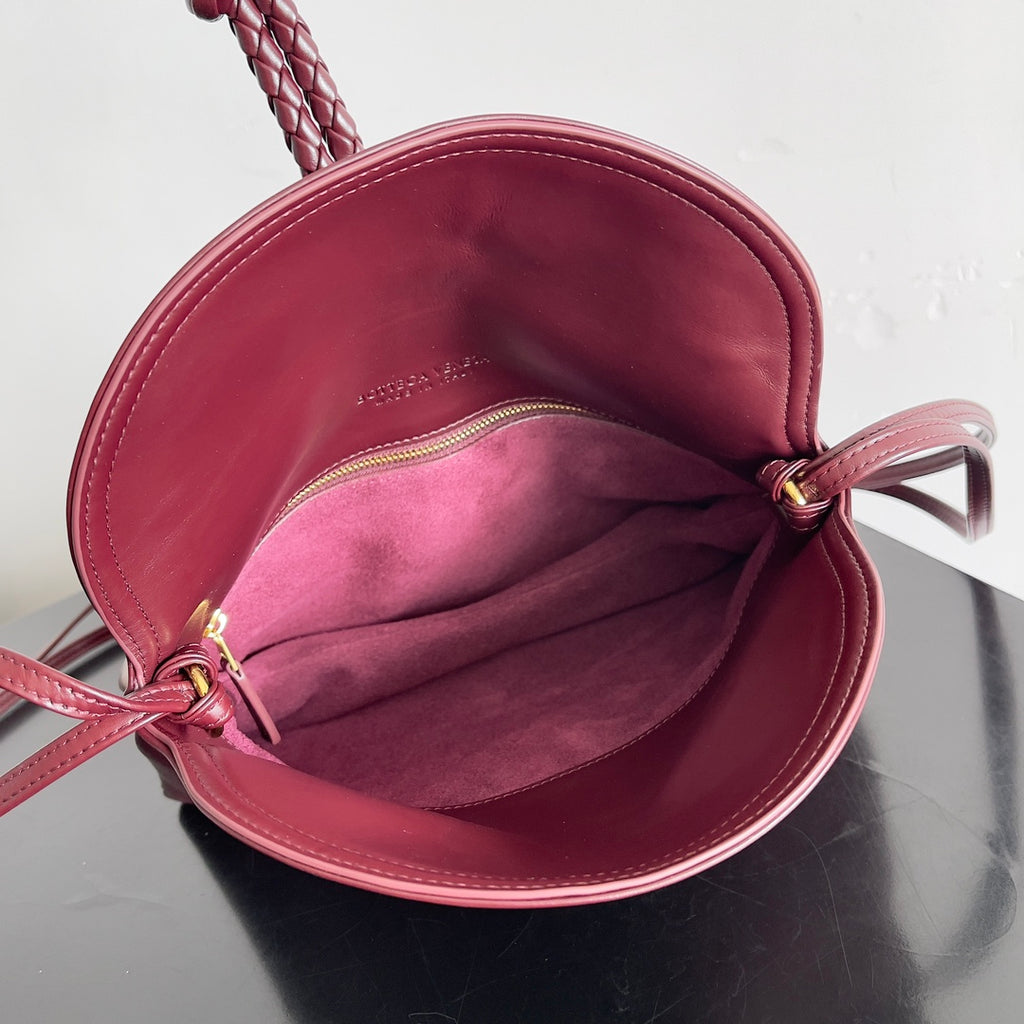 Bottega Veneta 806030 Black & Red Designer Handbag Edition 3 - detail image 9