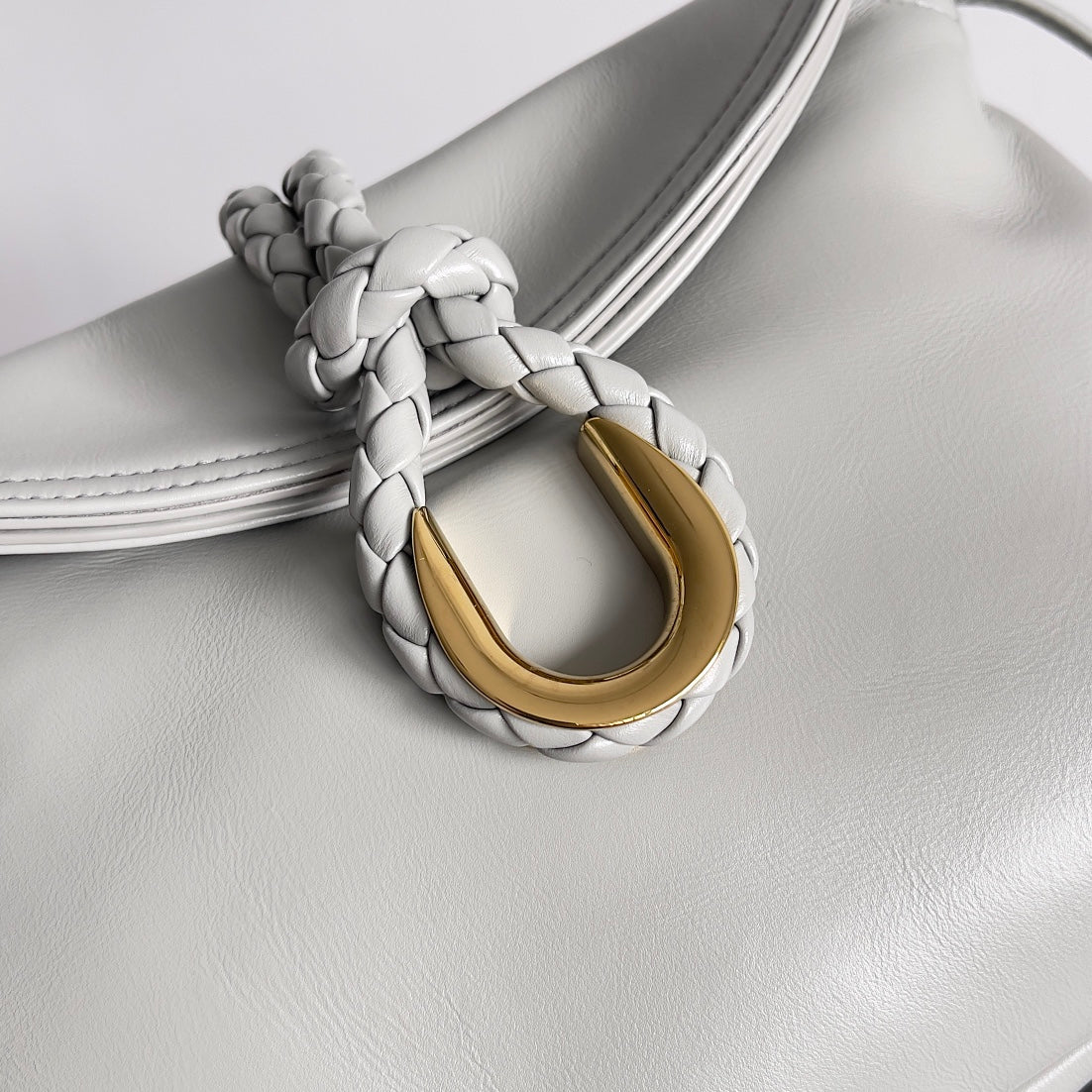 Bottega Veneta 806034 Black Designer Handbag Edition 5 - detail image 5