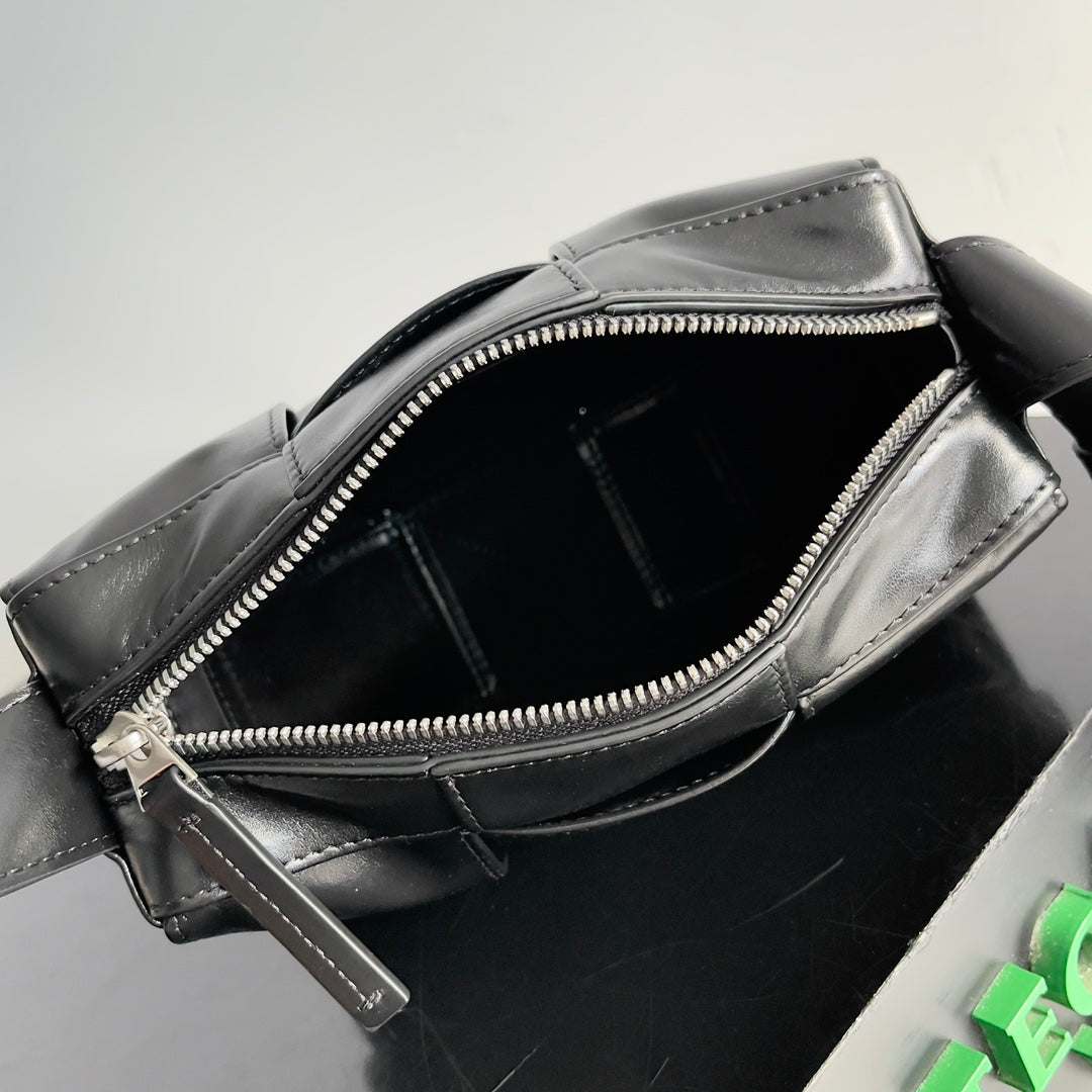 Bottega Veneta 795177 Black Designer Apparel Edition 3 - detail image 9