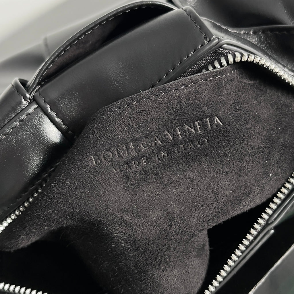Bottega Veneta 795177 Black Designer Apparel Edition 3 - detail image 7