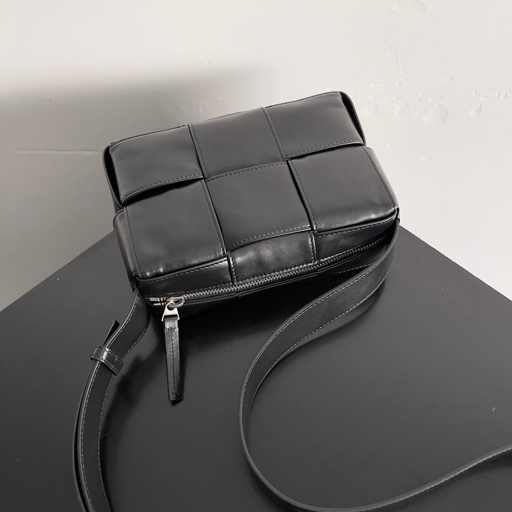 Bottega Veneta 795177 Black Designer Apparel Edition 3 - detail image 6