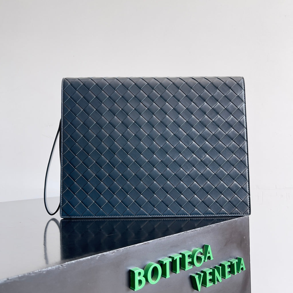 Bottega Veneta 732638 Blue Clutch Bag - detail image 2