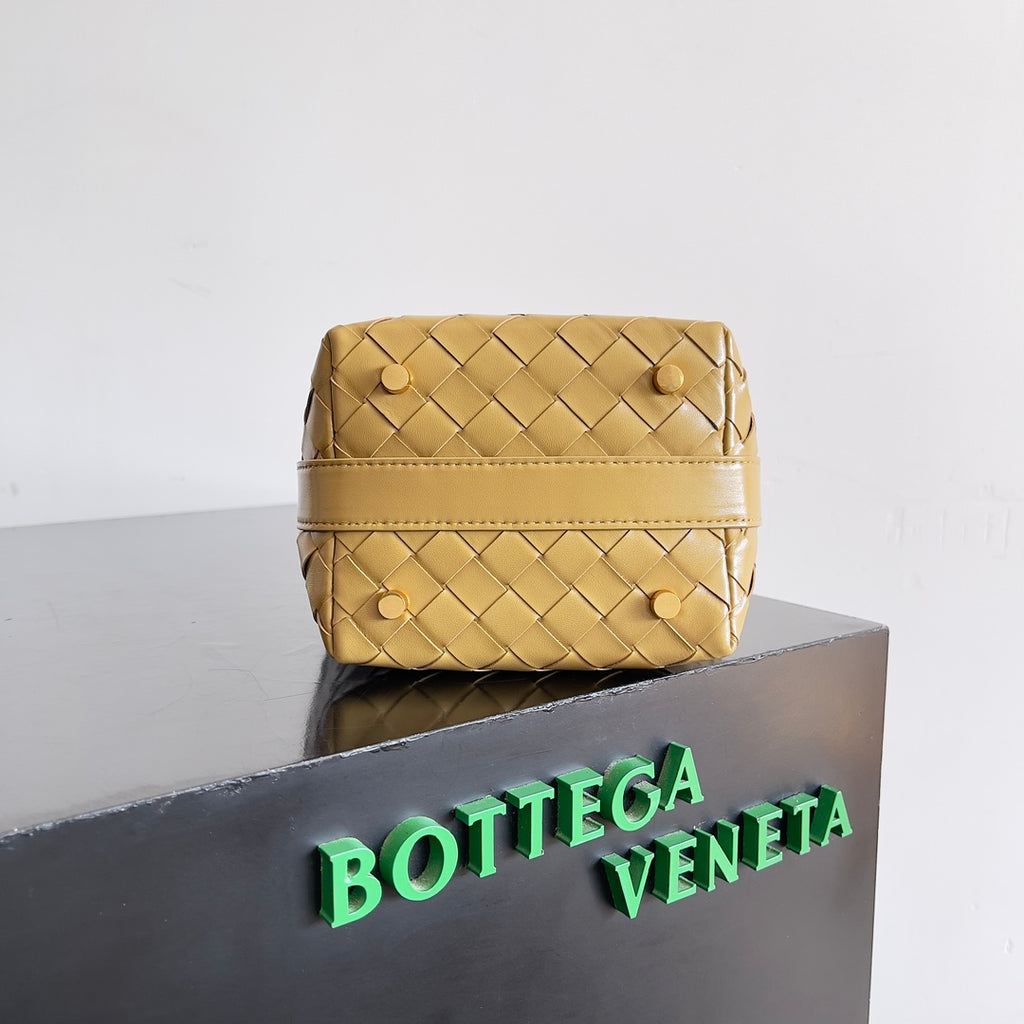 Bottega Veneta 776781 Silver Designer Handbag - detail image 8