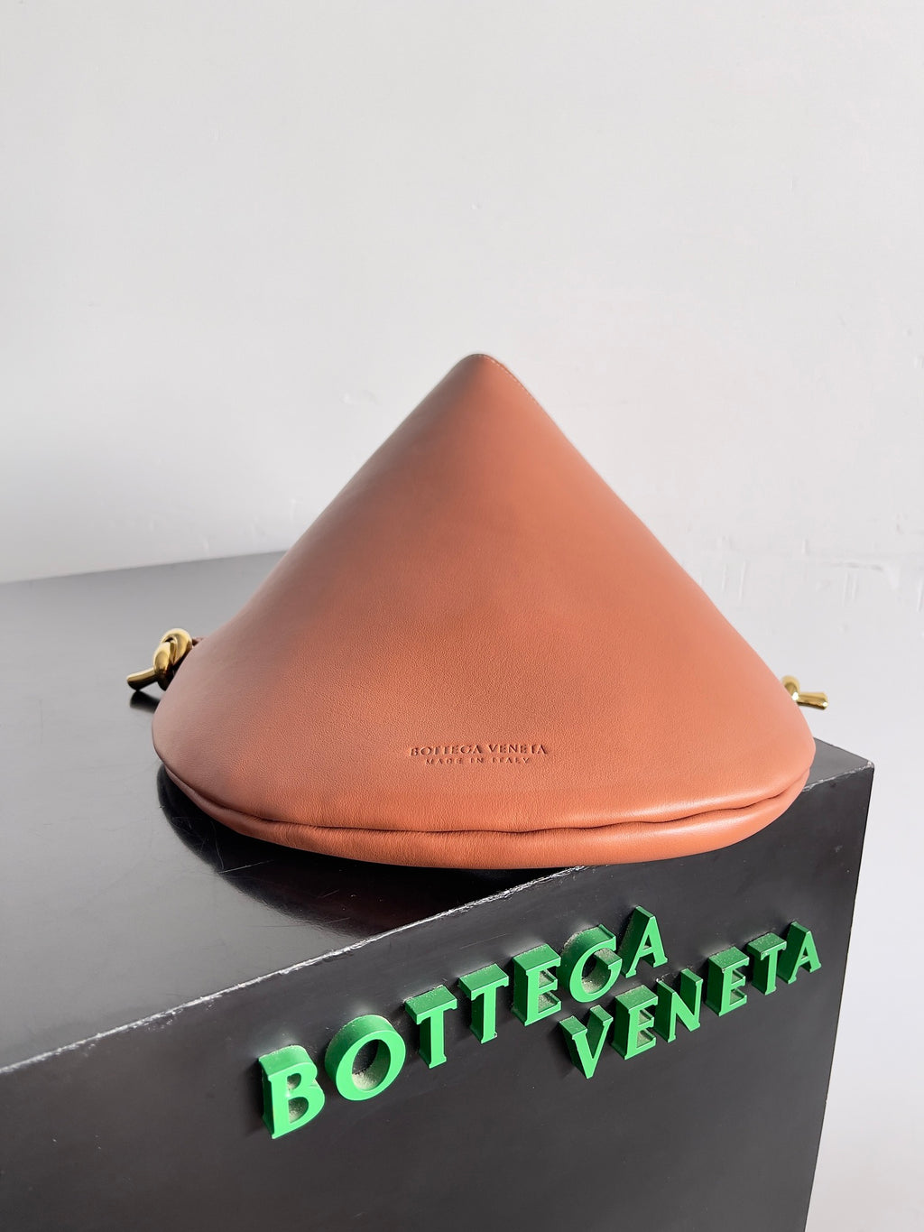 Bottega Veneta 794999 Red Designer Handbag - detail image 3