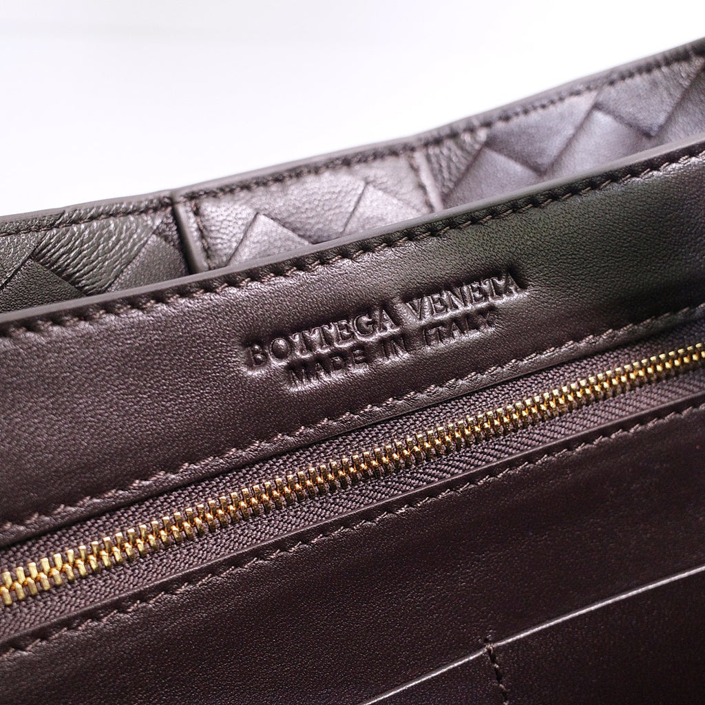 Bottega Veneta 743572 Black & Red Designer Handbag - detail image 9