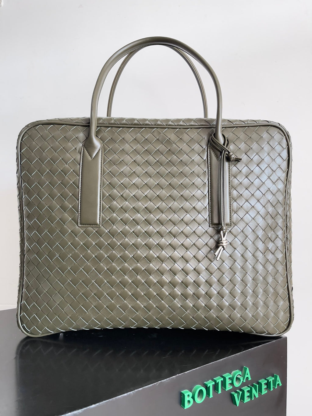 Bottega Veneta 765620 Black Designer Handbag